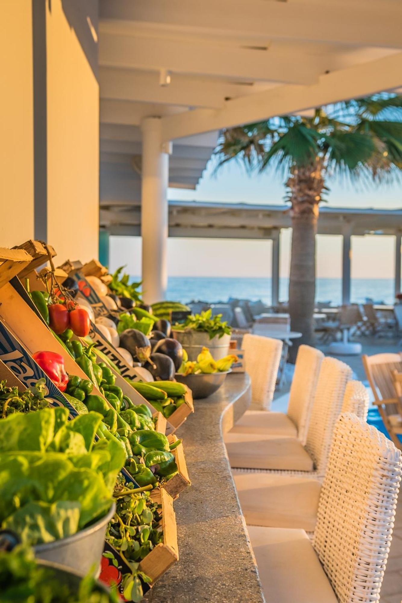 Parthenis Beach, Suites By The Sea Malia Eksteriør bilde