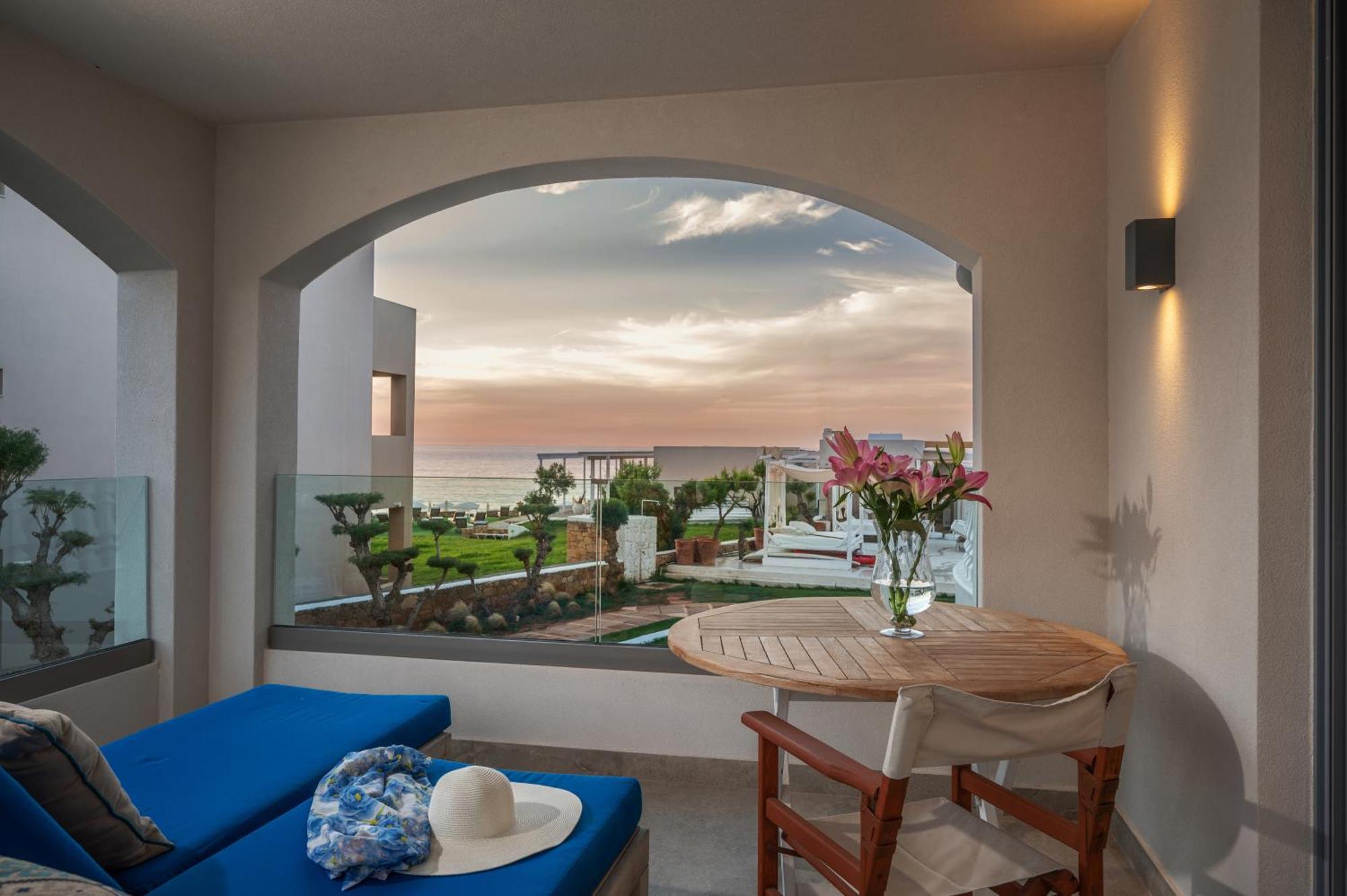 Parthenis Beach, Suites By The Sea Malia Eksteriør bilde