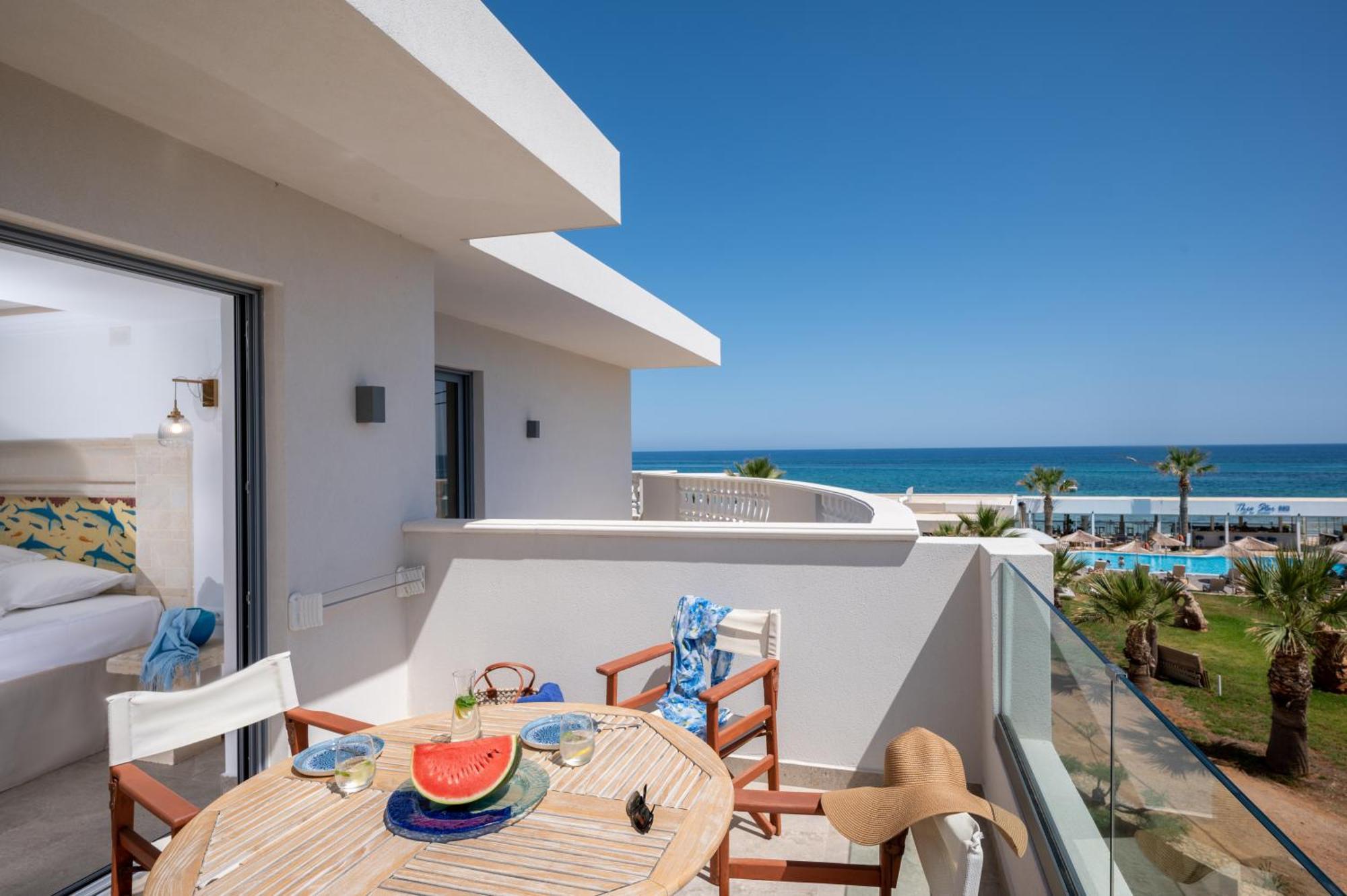 Parthenis Beach, Suites By The Sea Malia Eksteriør bilde